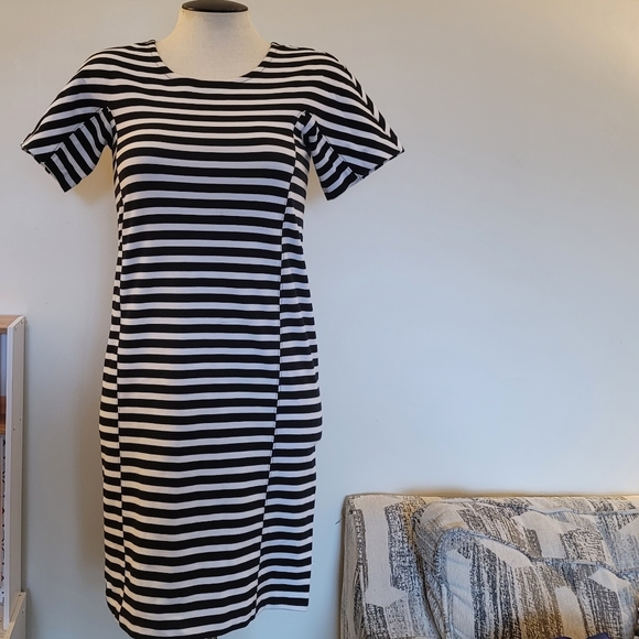 J.Crew Black & White Striped T Shirt Dress XXS - Picture 2 of 9